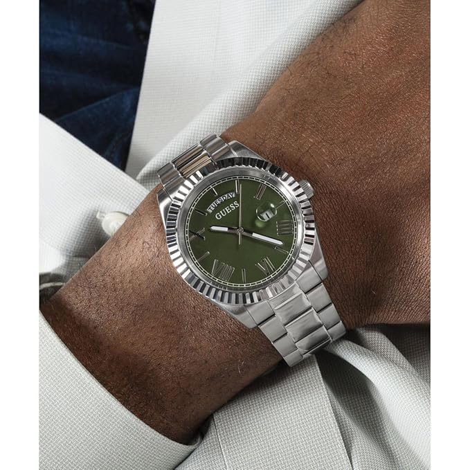 GUESS Men Round Dial Analogue & Water Resistant Man's Wrist Watches